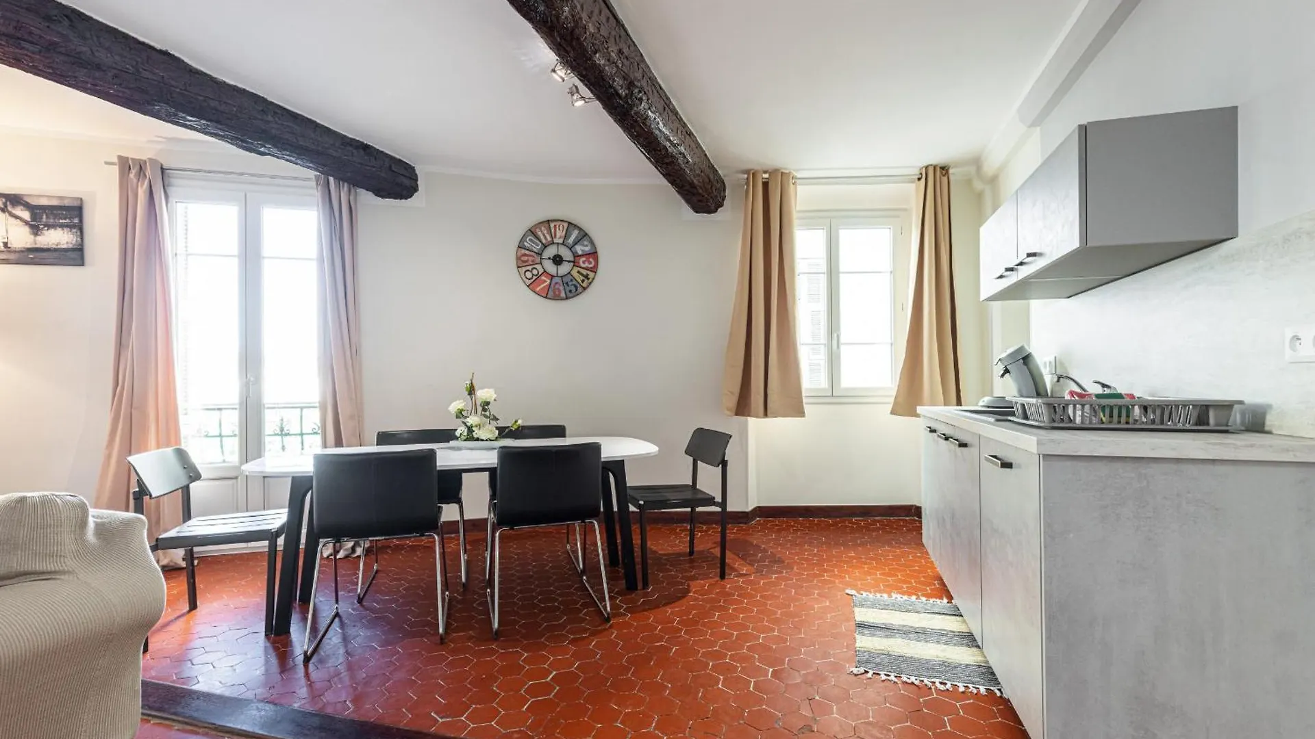 Apartmán Large 3 Bdr Old Town - Ac Nice